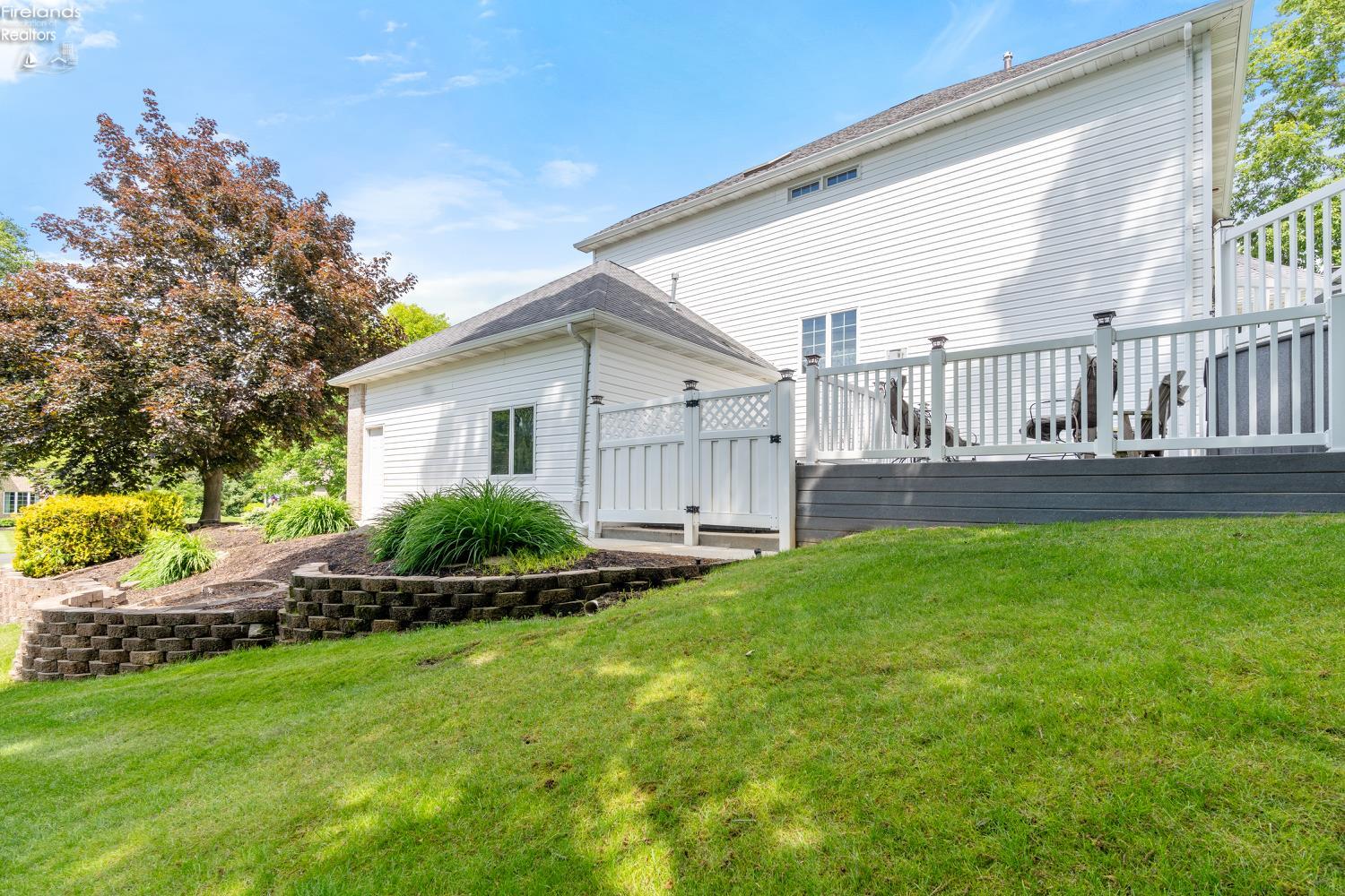 Port Clinton, Ohio, 43452, United States, 3 Bedrooms Bedrooms, ,3 BathroomsBathrooms,Residential,For Sale,1921472