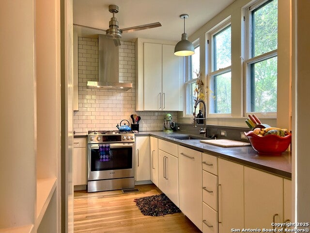 San Antonio, Texas, 78212, United States, 4 Bedrooms Bedrooms, ,3 BathroomsBathrooms,Residential,For Sale,1976806