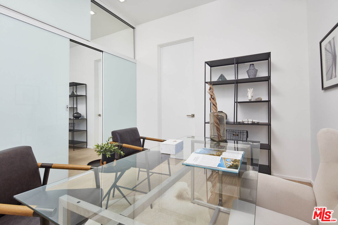 Culver City, California, 90230, United States, 4 Bedrooms Bedrooms, ,7 BathroomsBathrooms,Residential,For Sale,1804248