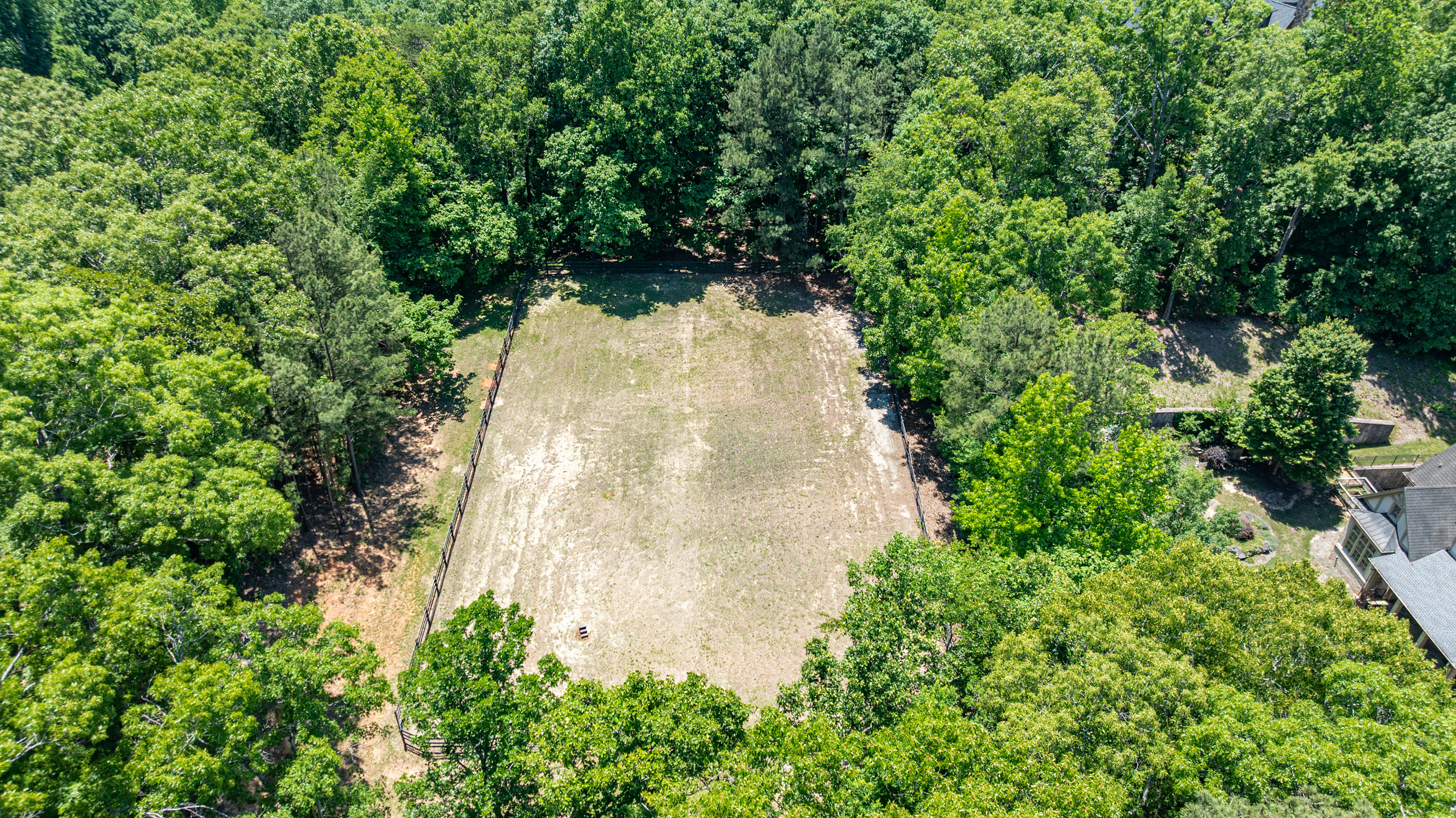  Exceptional Custom-built French Country Estate with Equestrian Amenities - 物件實景