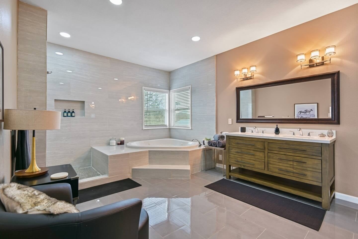 Galveston, Texas, 77551, United States, 4 Bedrooms Bedrooms, ,3 BathroomsBathrooms,Residential,For Sale,1923431
