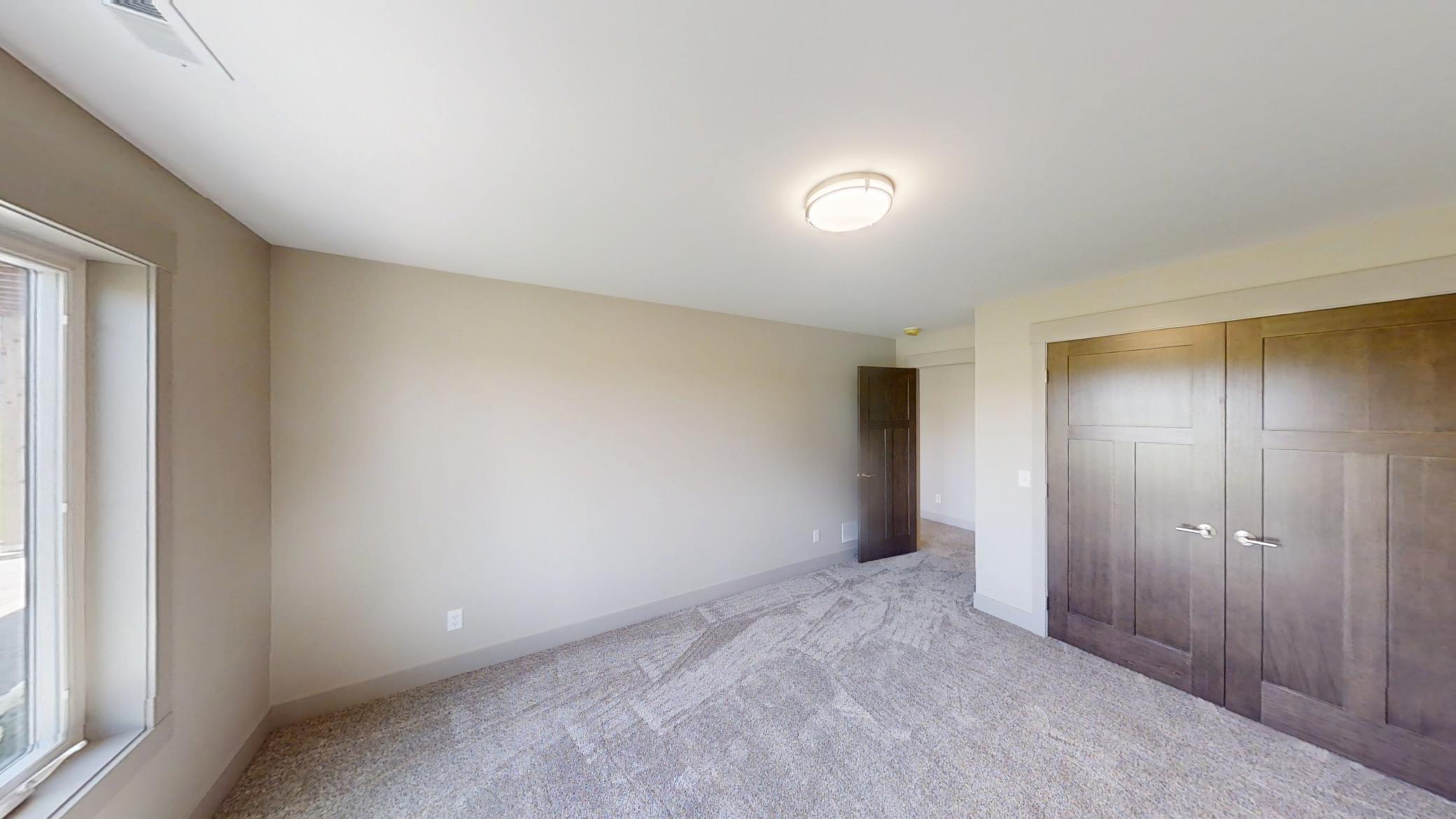 Albert Lea, Minnesota, 56007, United States, 4 Bedrooms Bedrooms, ,2 BathroomsBathrooms,Residential,For Sale,1978307