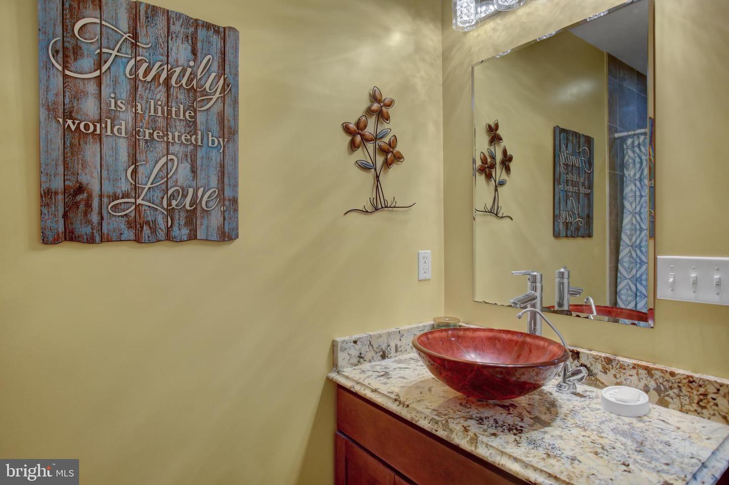 Big Pool, Maryland, 21711, United States, 5 Bedrooms Bedrooms, ,4 BathroomsBathrooms,Residential,For Sale,1897017