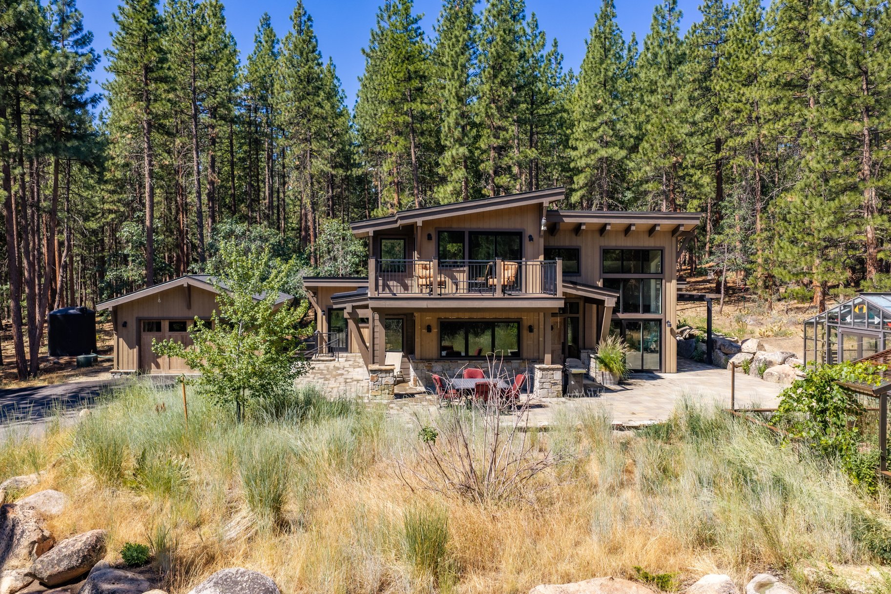  20 Private Acres. One Epic Location. - 物件實景