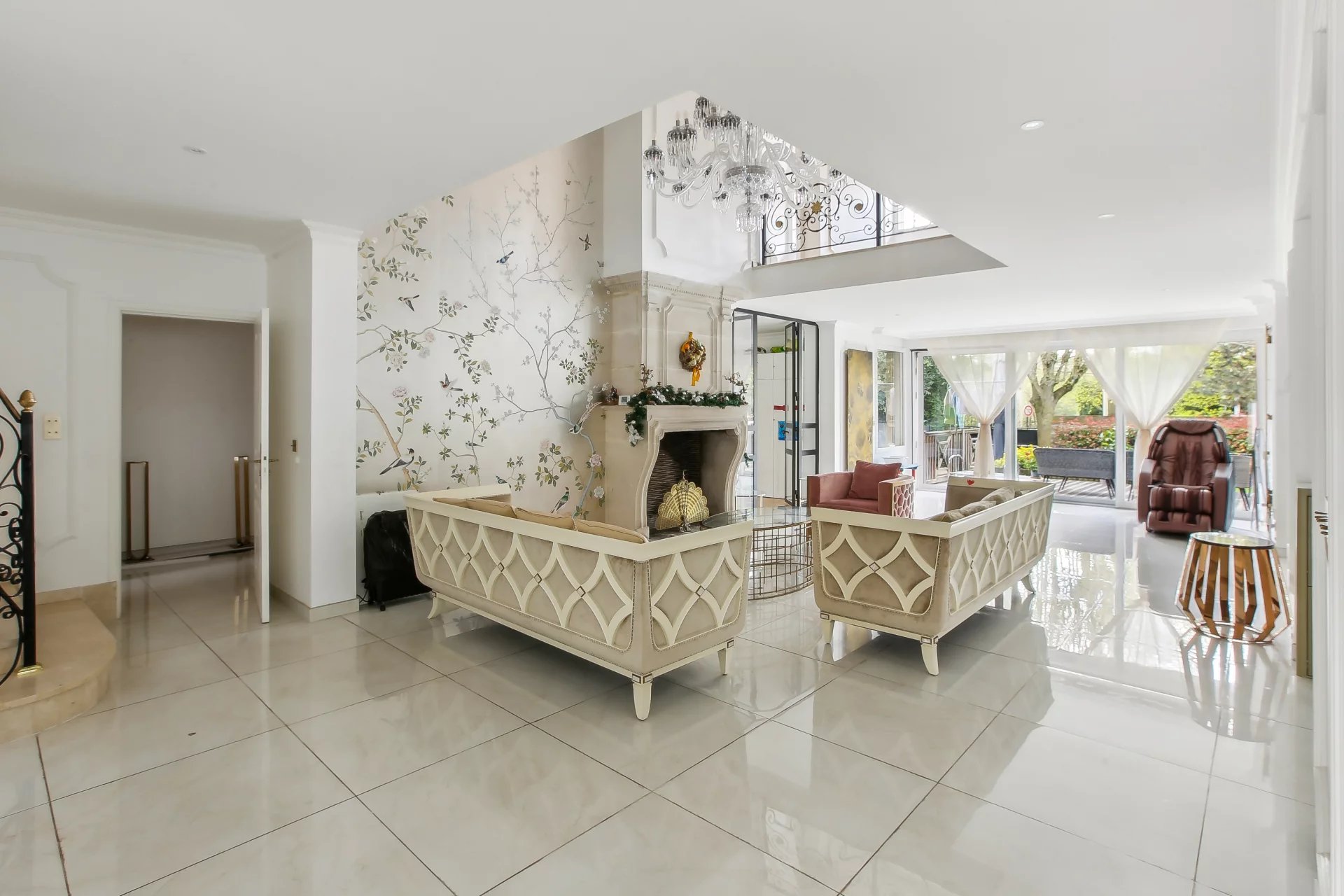 La Varenne-Saint-Hilaire, Île-de-France, 94210, FR, 5 Bedrooms Bedrooms, ,3 BathroomsBathrooms,Residential,For Sale,1995939