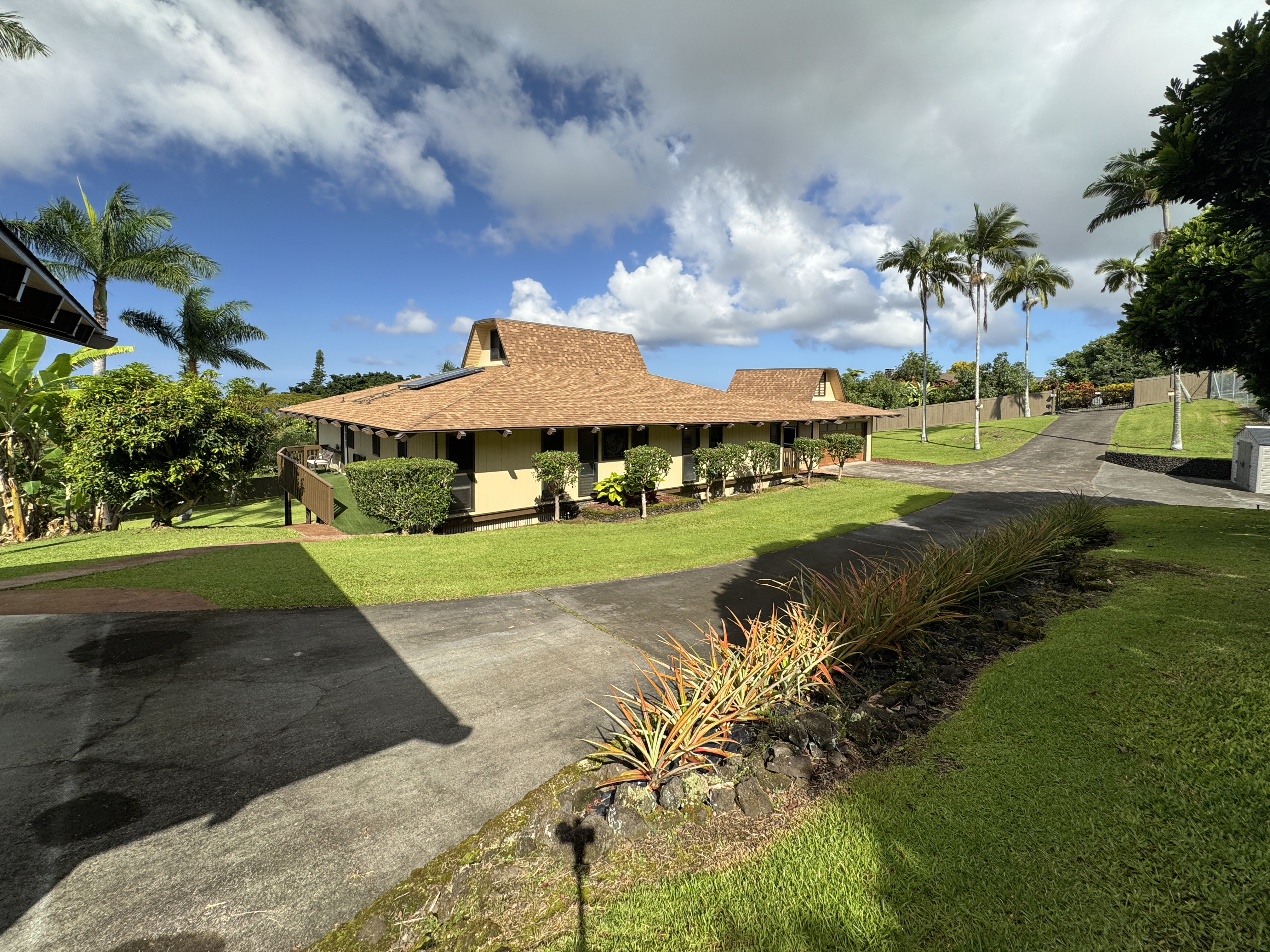 Kailua-Kona, Hawaii, 96740, United States, 3 Bedrooms Bedrooms, ,3 BathroomsBathrooms,Residential,For Sale,1827078