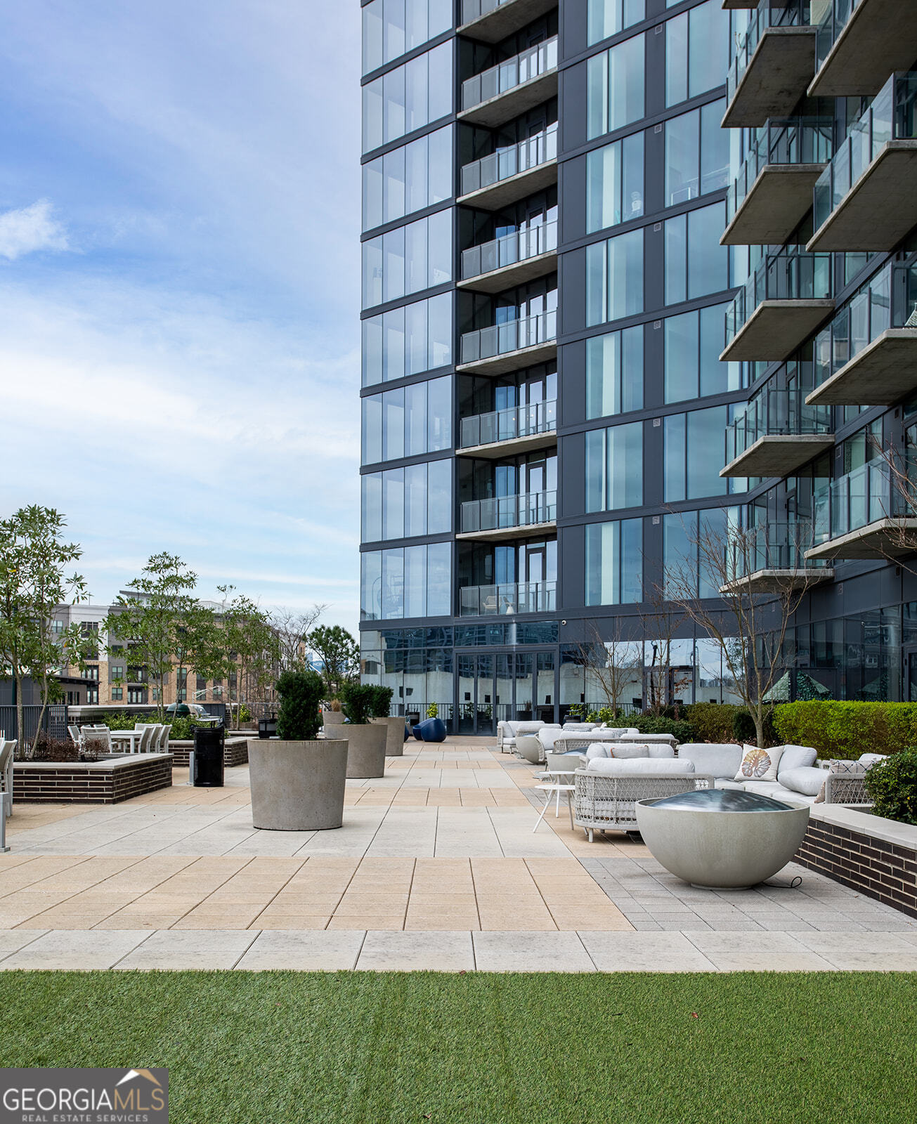 Atlanta, Georgia, 30318, United States, 2 Bedrooms Bedrooms, ,3 BathroomsBathrooms,Residential,For Sale,1989476