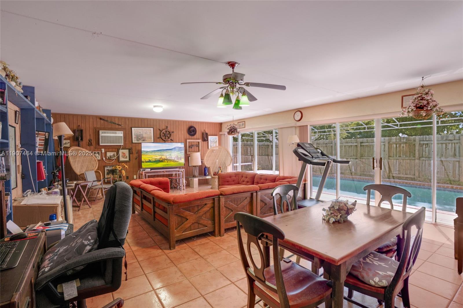 Cutler Bay, Florida, 33189, United States, 3 Bedrooms Bedrooms, ,2 BathroomsBathrooms,Residential,For Sale,1986466