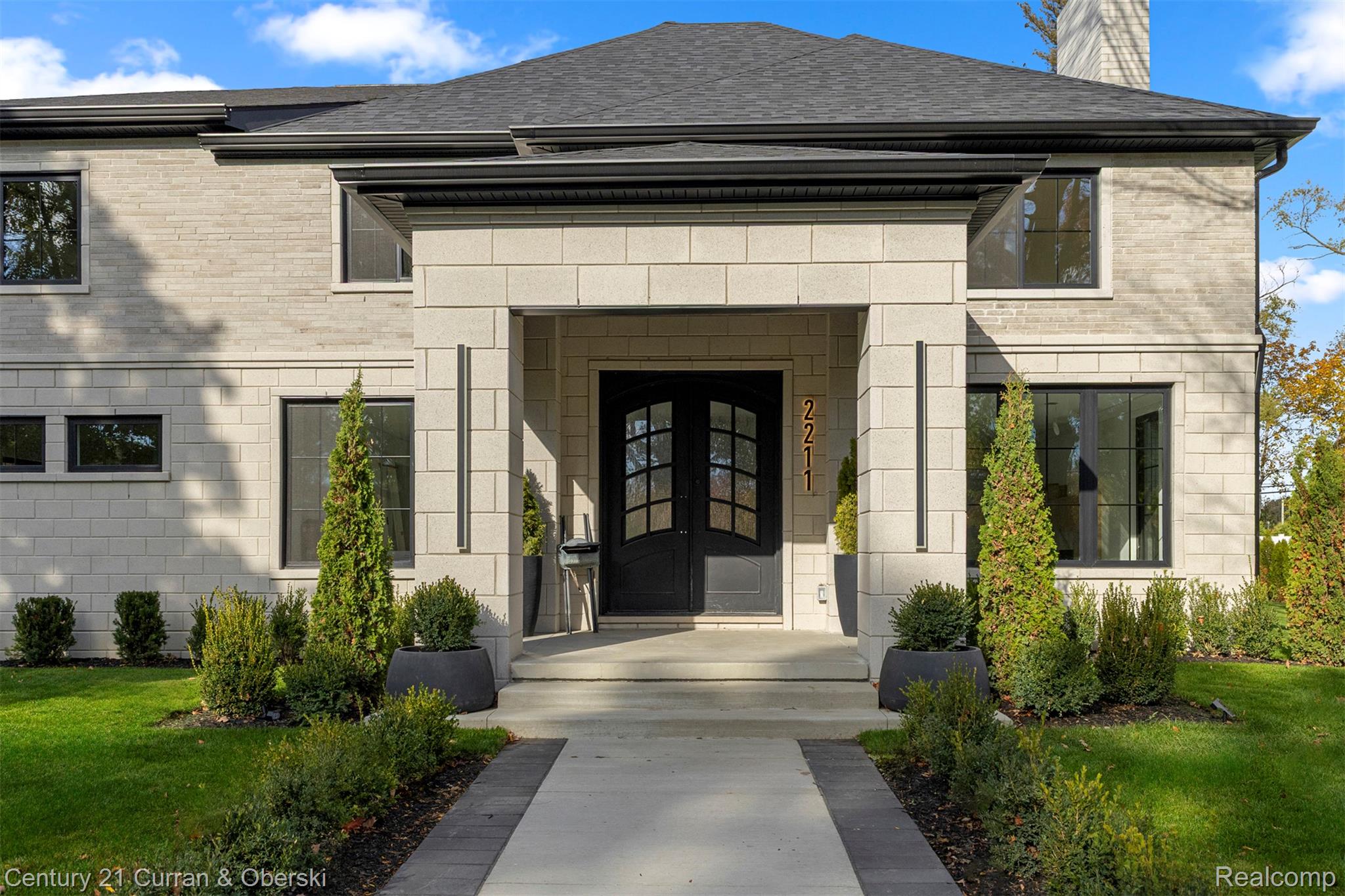 Dearborn, Michigan, 48128, United States, 5 Bedrooms Bedrooms, ,5 BathroomsBathrooms,Residential,For Sale,2030794