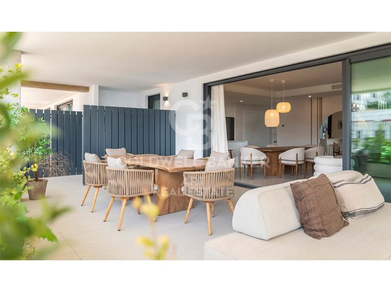 Marbella, Andalusia, ES, 2 Bedrooms Bedrooms, ,2 BathroomsBathrooms,Residential,For Sale,1805004