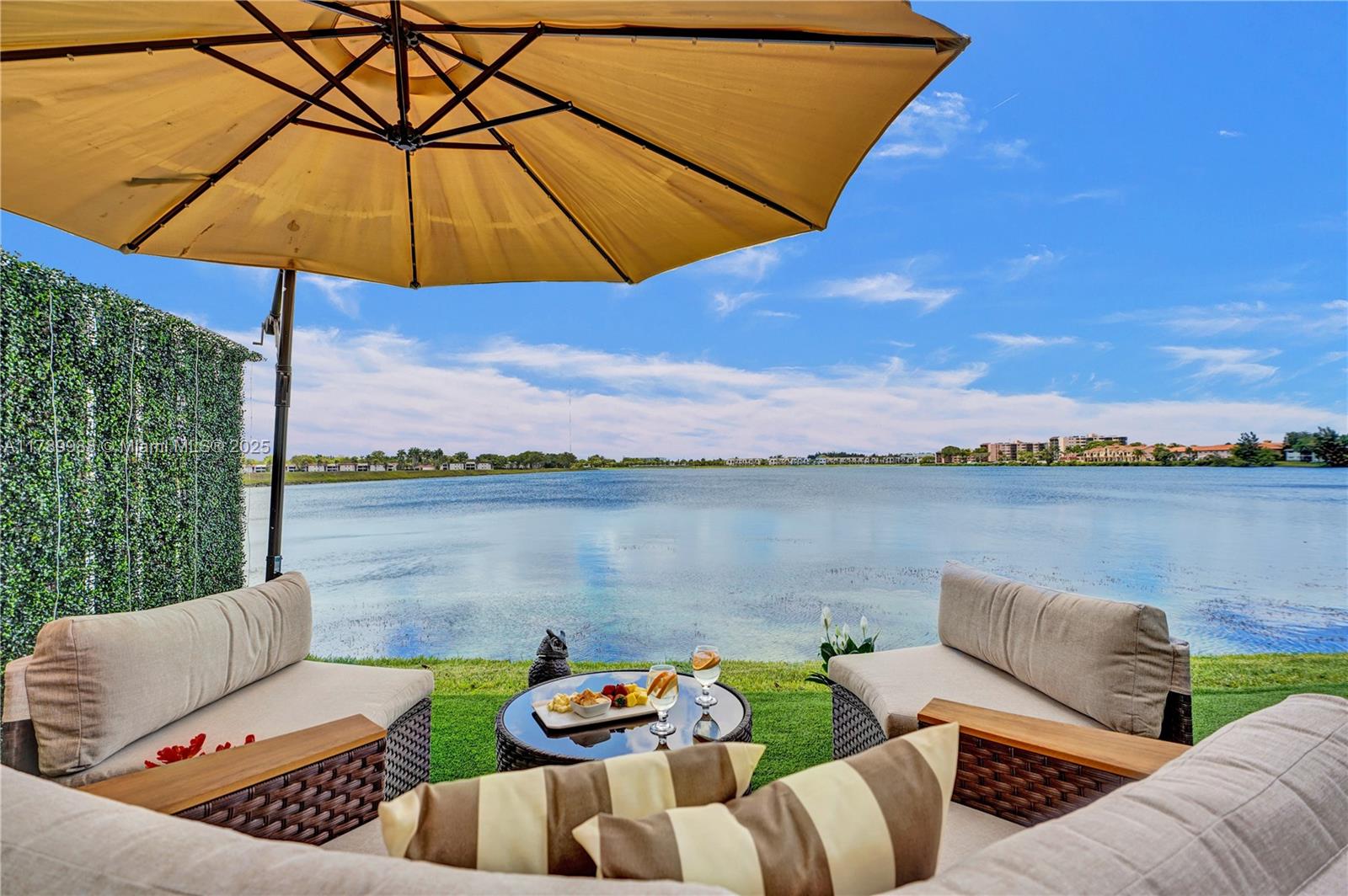 Miami, Florida, 33179, United States, 3 Bedrooms Bedrooms, ,3 BathroomsBathrooms,Residential,For Sale,1784236
