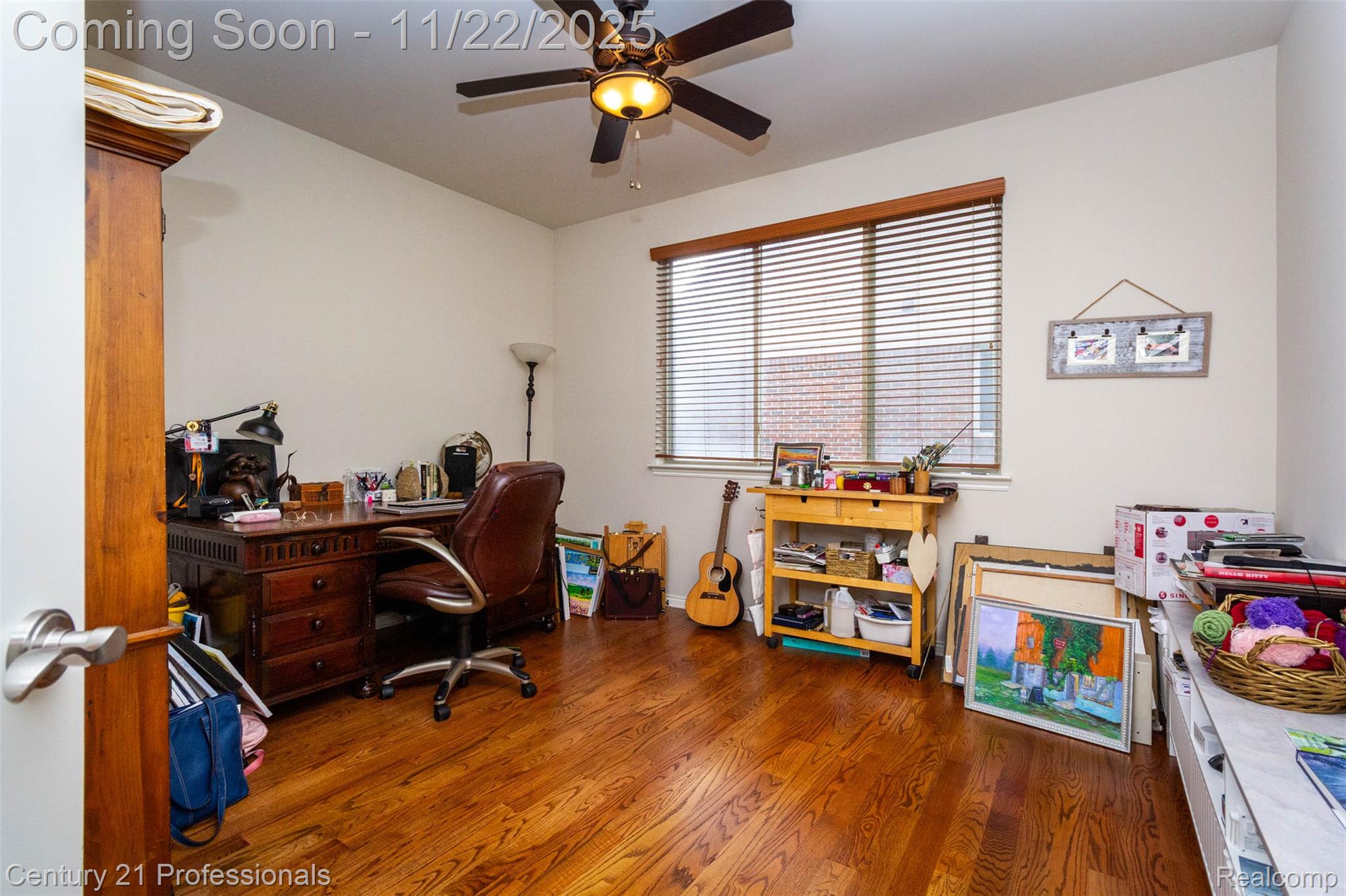 ClintonTownship, Michigan, 48038, United States, 3 Bedrooms Bedrooms, ,4 BathroomsBathrooms,Residential,For Sale,1994254