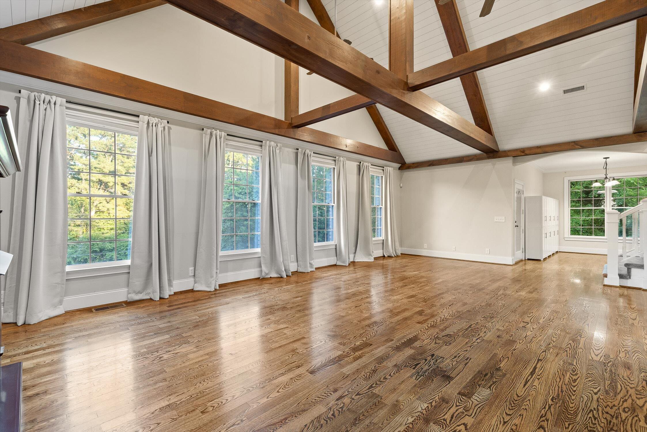 Cohutta, Georgia, 30710, United States, 5 Bedrooms Bedrooms, ,6 BathroomsBathrooms,Residential,For Sale,1917552