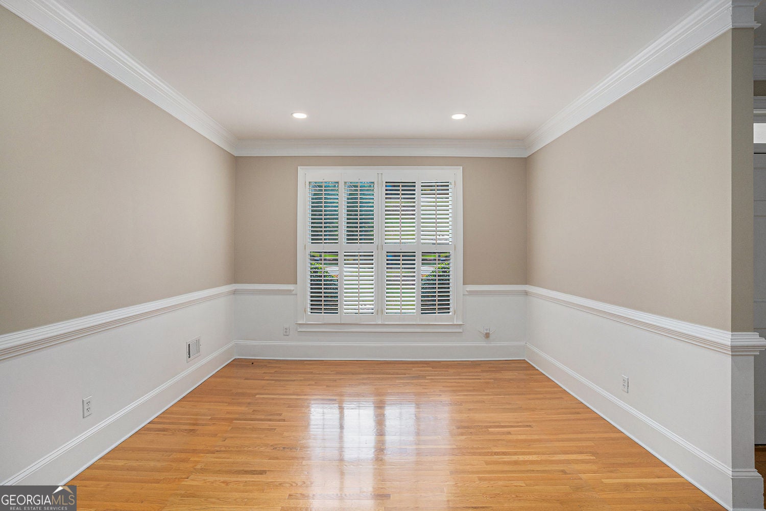 Covington, Georgia, 30014, United States, 5 Bedrooms Bedrooms, ,5 BathroomsBathrooms,Residential,For Sale,1953345