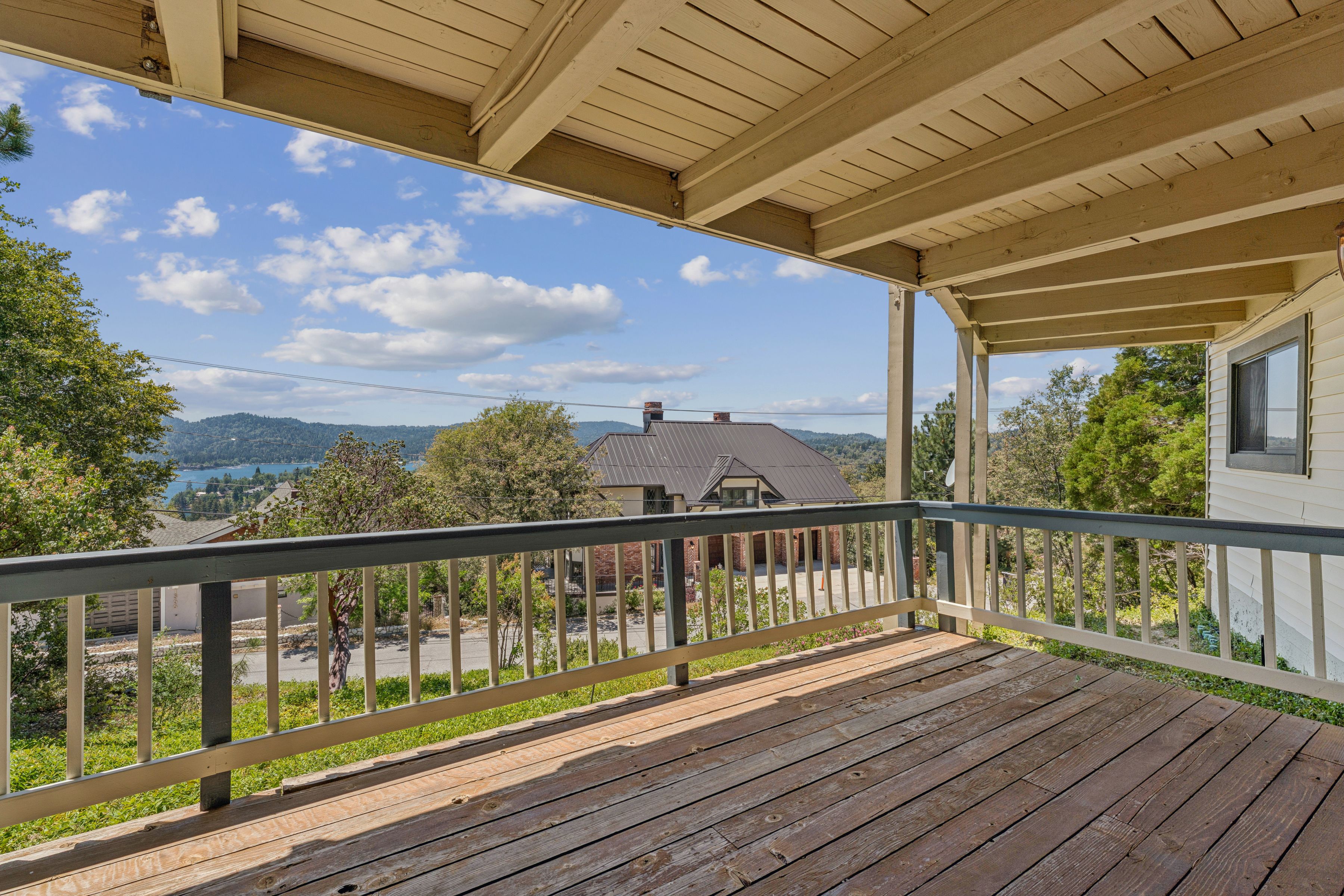  1369 Yellowstone Drive, Lake Arrowhead, CA 92352 - 物件實景