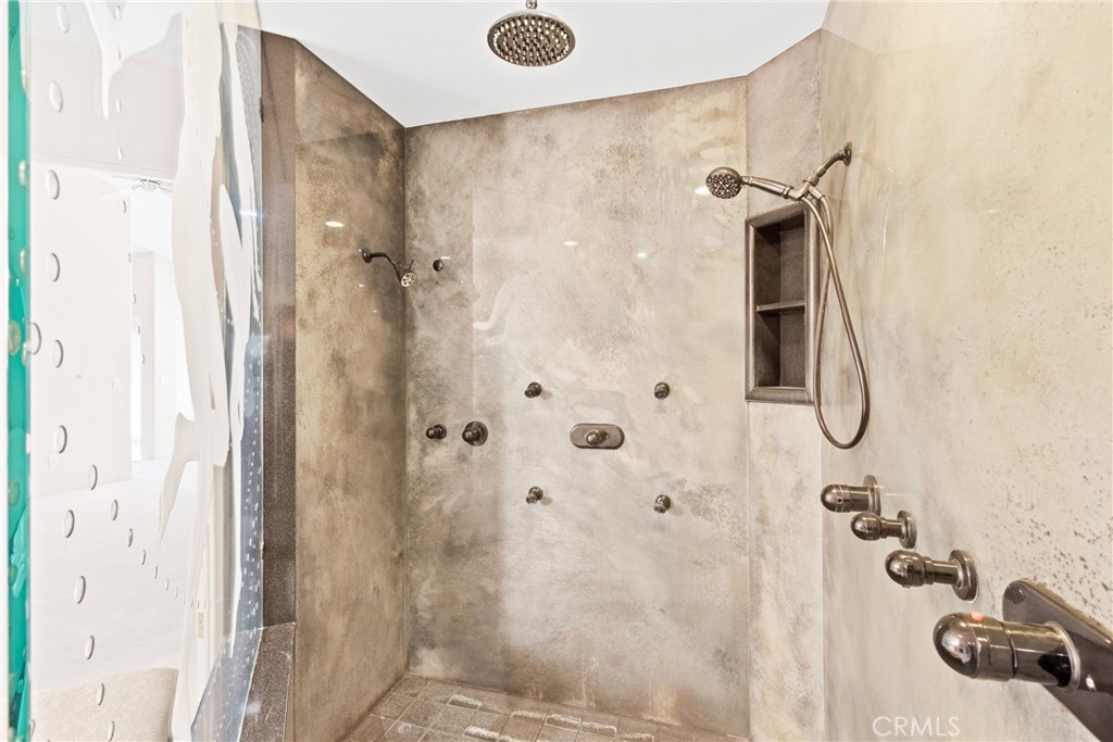 Claremont, California, 91711, United States, 4 Bedrooms Bedrooms, ,6 BathroomsBathrooms,Residential,For Sale,1893668