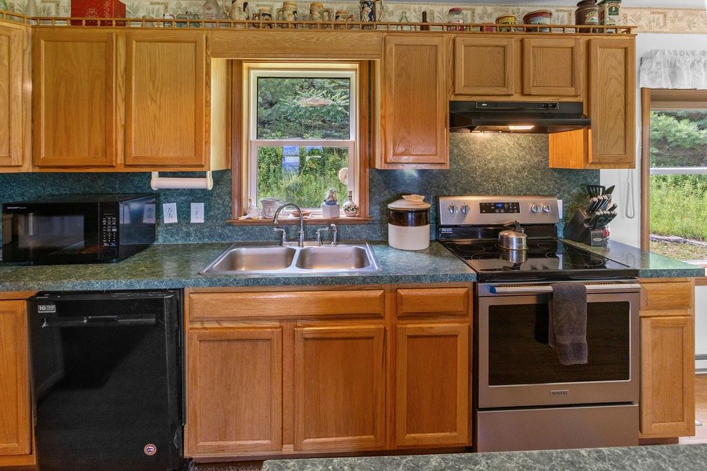 Andes, New York, 13731, United States, 3 Bedrooms Bedrooms, ,2 BathroomsBathrooms,Residential,For Sale,1828498