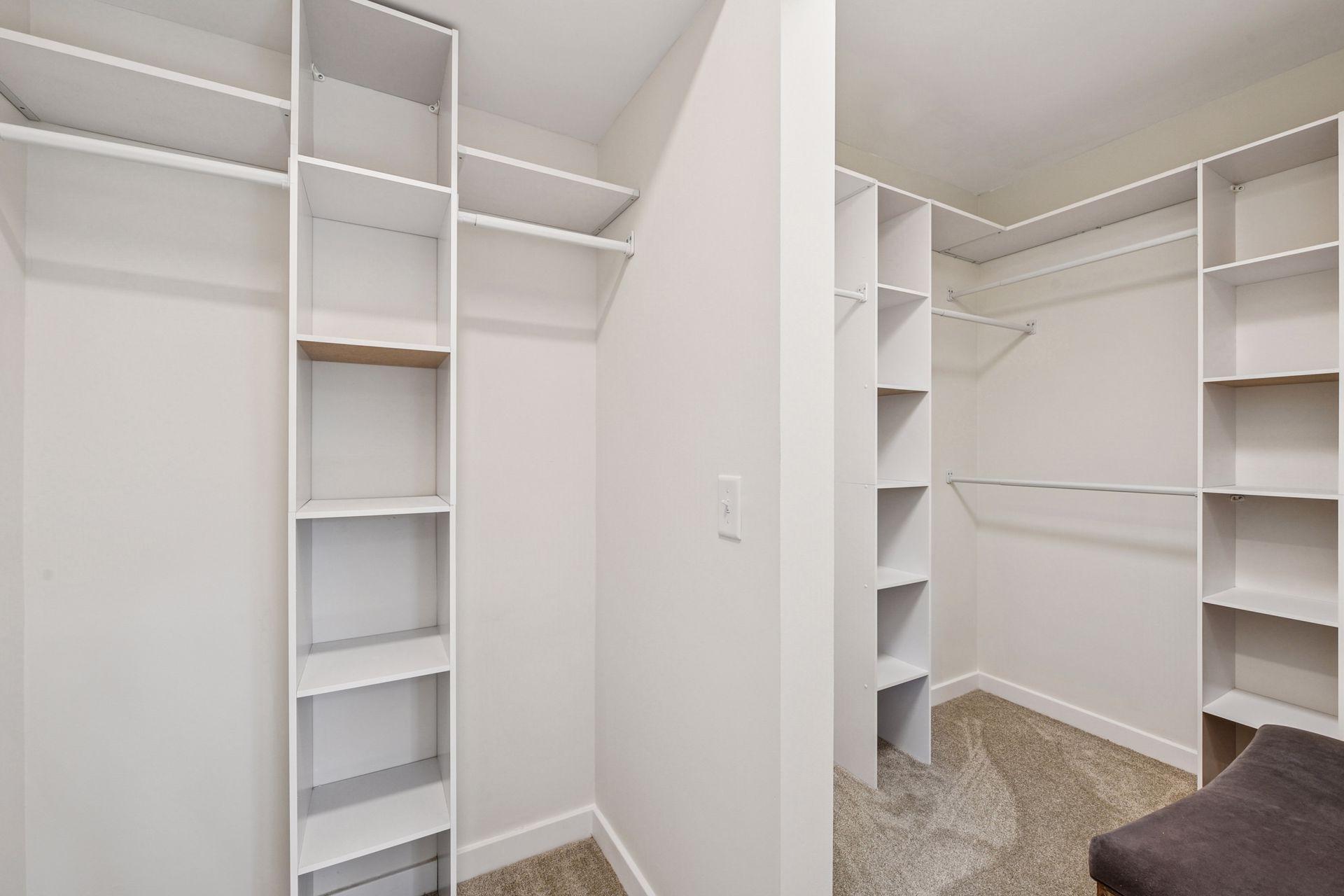 Wayzata, Minnesota, 55391, United States, 5 Bedrooms Bedrooms, ,3 BathroomsBathrooms,Residential,For Sale,1991556