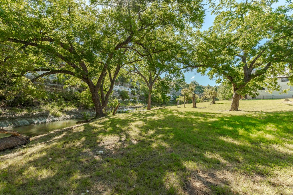 Fredericksburg, Texas, 78624, United States, 3 Bedrooms Bedrooms, ,3 BathroomsBathrooms,Residential,For Sale,1977376