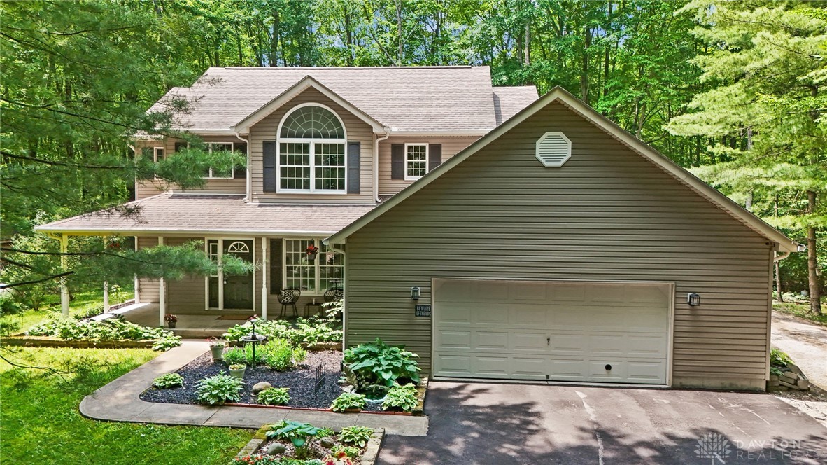 Lebanon, Ohio, 45036, United States, 3 Bedrooms Bedrooms, ,3 BathroomsBathrooms,Residential,For Sale,1848535