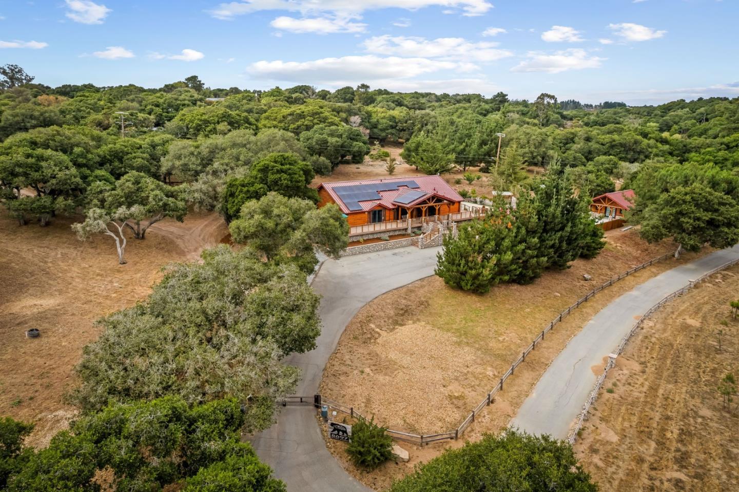 Salinas, California, 93907, United States, 3 Bedrooms Bedrooms, ,4 BathroomsBathrooms,Residential,For Sale,1899986