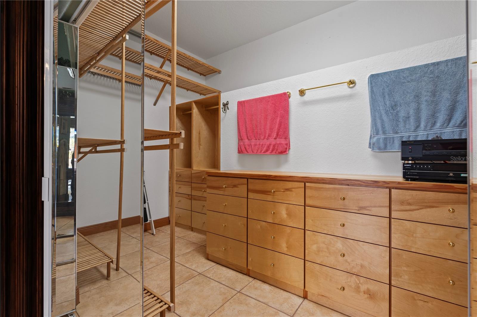 WILDWOOD, Florida, 34785, United States, 3 Bedrooms Bedrooms, ,3 BathroomsBathrooms,Residential,For Sale,1804023
