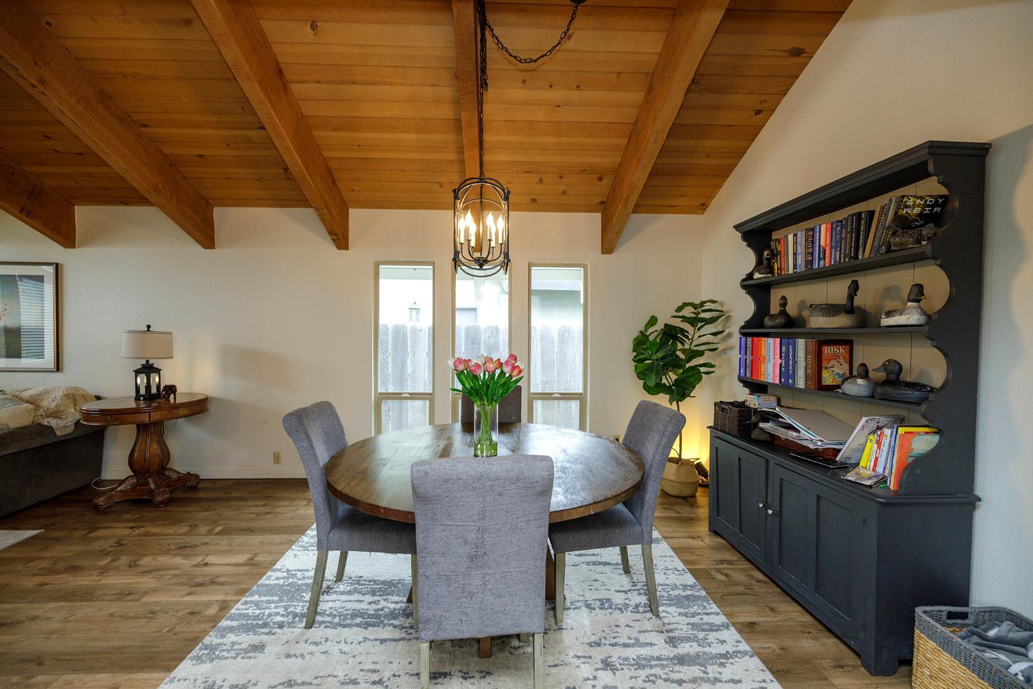 Turlock, California, 95382, United States, 4 Bedrooms Bedrooms, ,3 BathroomsBathrooms,Residential,For Sale,2049406