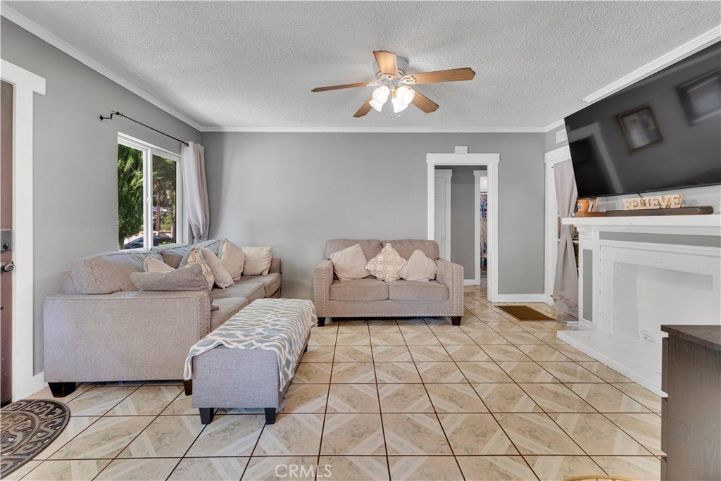 Pasadena, California, 91104, United States, 2 Bedrooms Bedrooms, ,1 BathroomBathrooms,Residential,For Sale,1944799