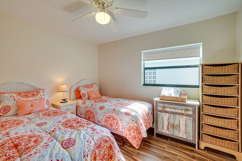 Tampa, Florida, 33615, United States, 4 Bedrooms Bedrooms, ,2 BathroomsBathrooms,Residential,For Sale,1865129