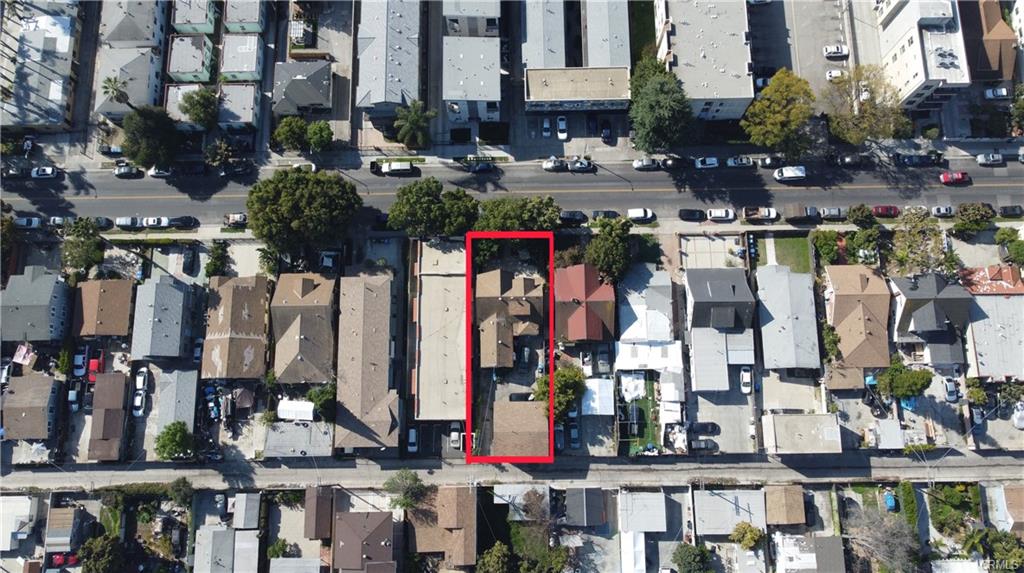 Los Angeles, California, 90037, United States, 7 Bedrooms Bedrooms, ,Residential,For Sale,1935782