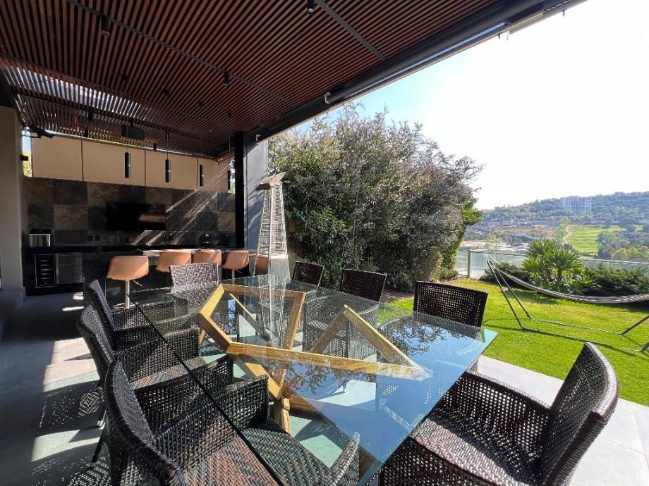 Huixquilucan, Estado de méxico, 52774, Mexico, 4 Bedrooms Bedrooms, ,4 BathroomsBathrooms,Residential,For Sale,1691584
