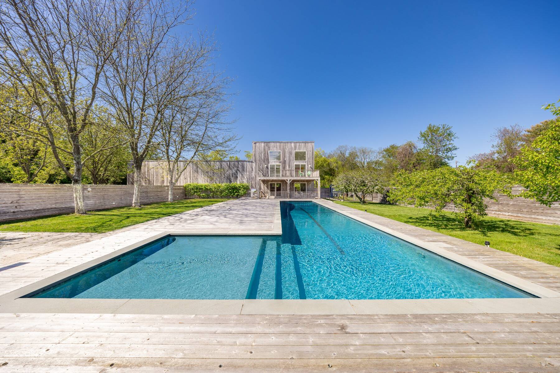  Live, Create, Escape. A Modernist 6 BR Coastal Compound - 物件實景