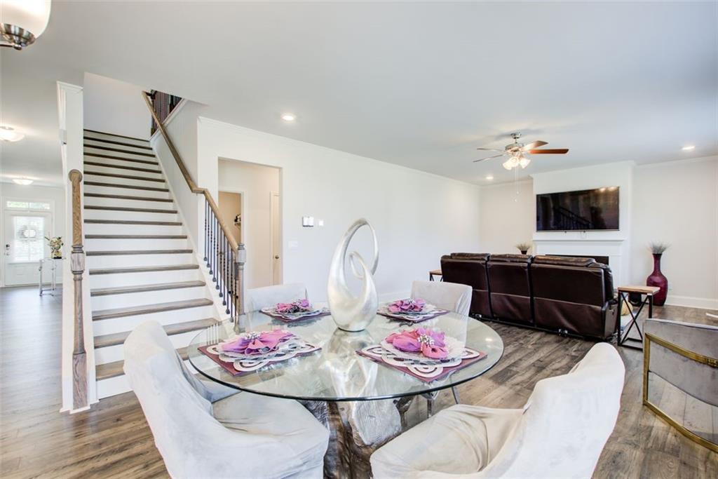 Acworth, Georgia, 30101, United States, 6 Bedrooms Bedrooms, ,4 BathroomsBathrooms,Residential,For Sale,1828453
