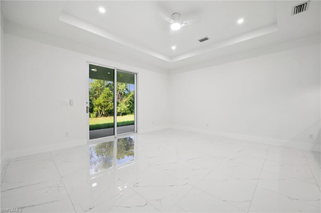 Lehigh Acres, Florida, 33973, United States, 6 Bedrooms Bedrooms, ,4 BathroomsBathrooms,Residential,For Sale,1891101