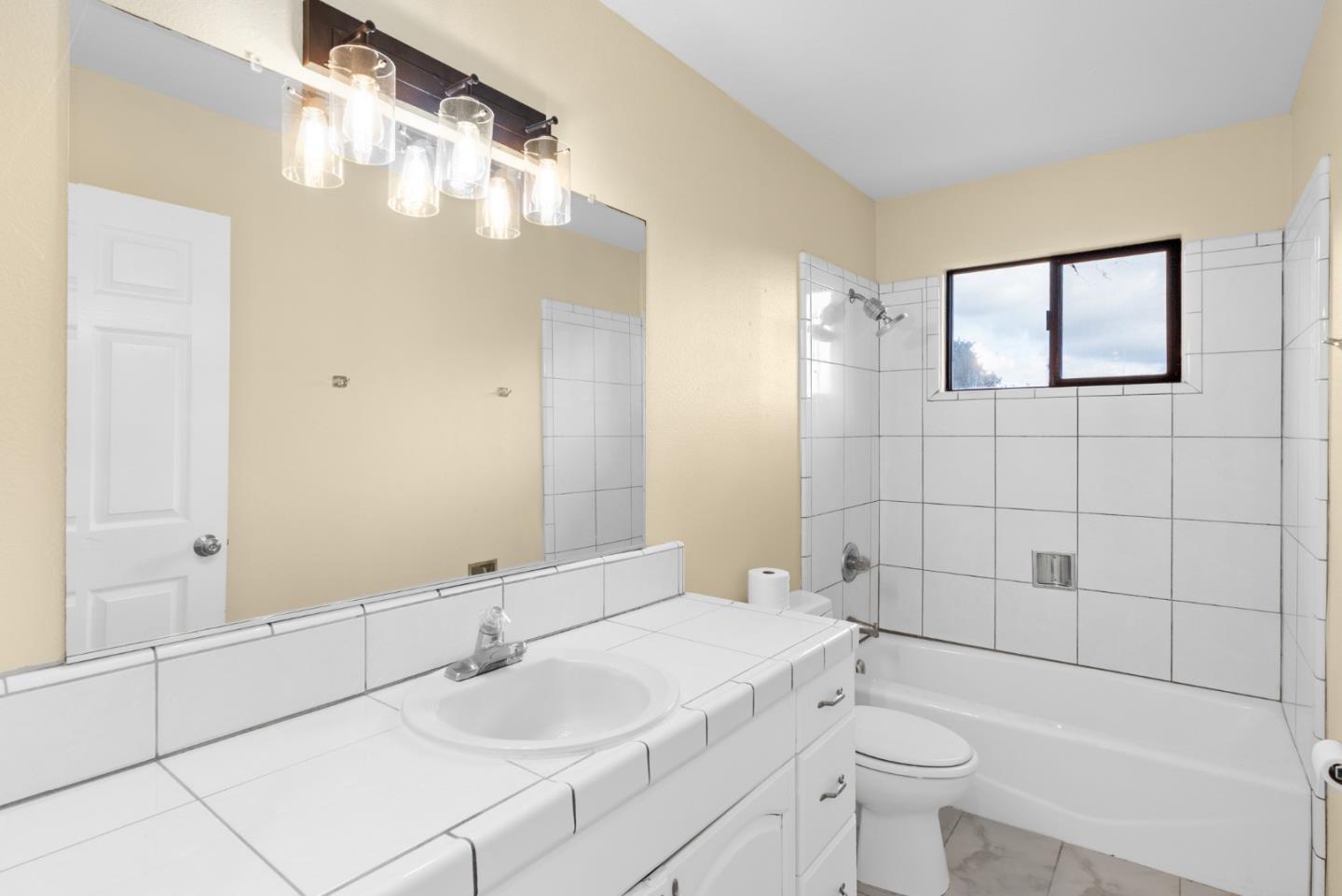 Aptos, California, 95003, United States, 3 Bedrooms Bedrooms, ,2 BathroomsBathrooms,Residential,For Sale,1997523