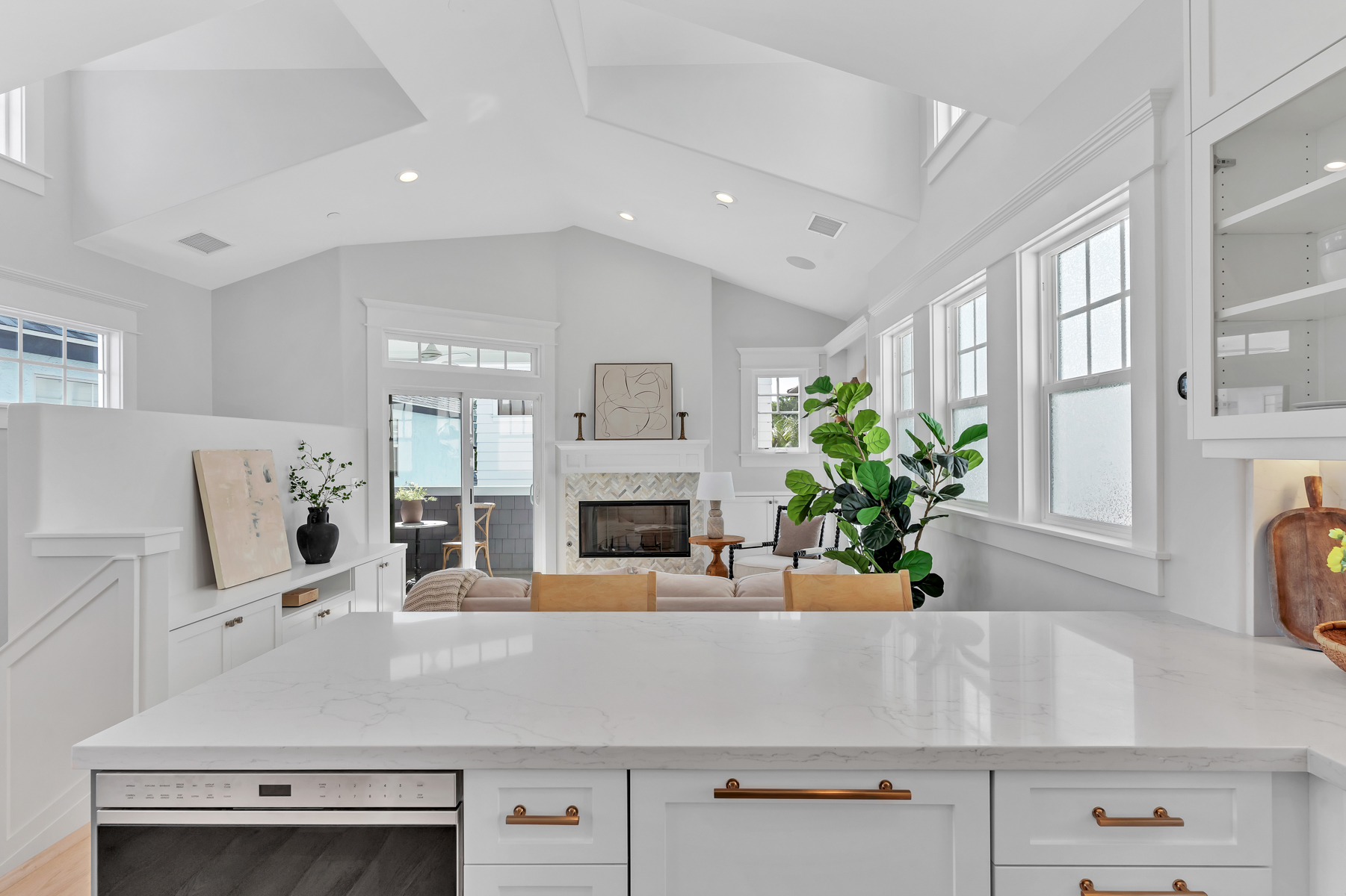  943 F Avenue, Coronado, CA 92118 - 物件實景
