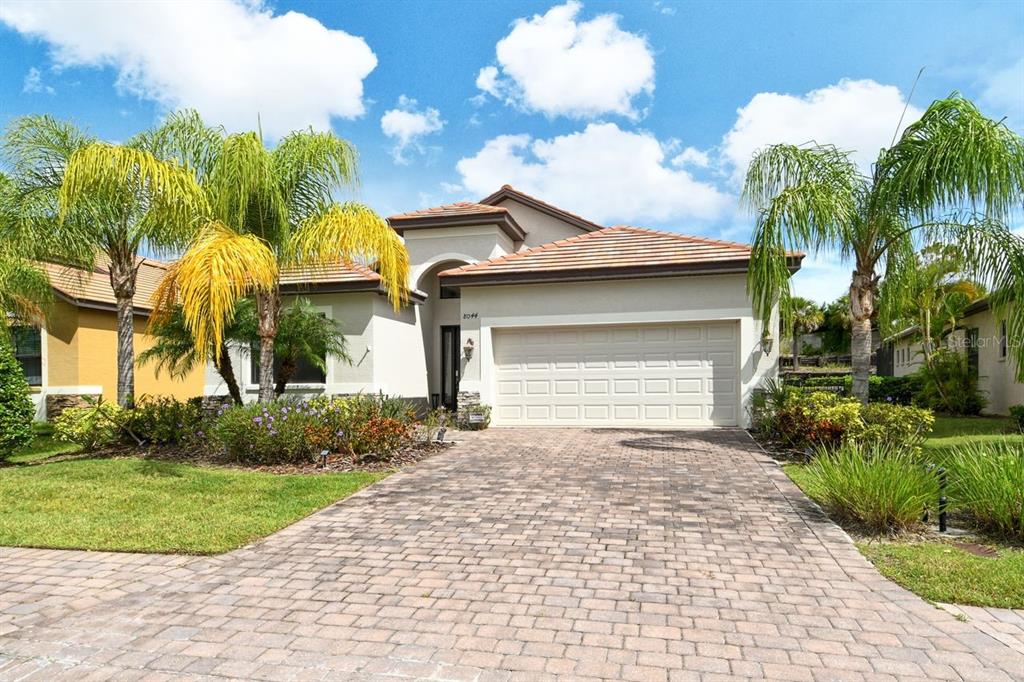 Bradenton, Florida, 34201, United States, 2 Bedrooms Bedrooms, ,2 BathroomsBathrooms,Residential,For Sale,1961743