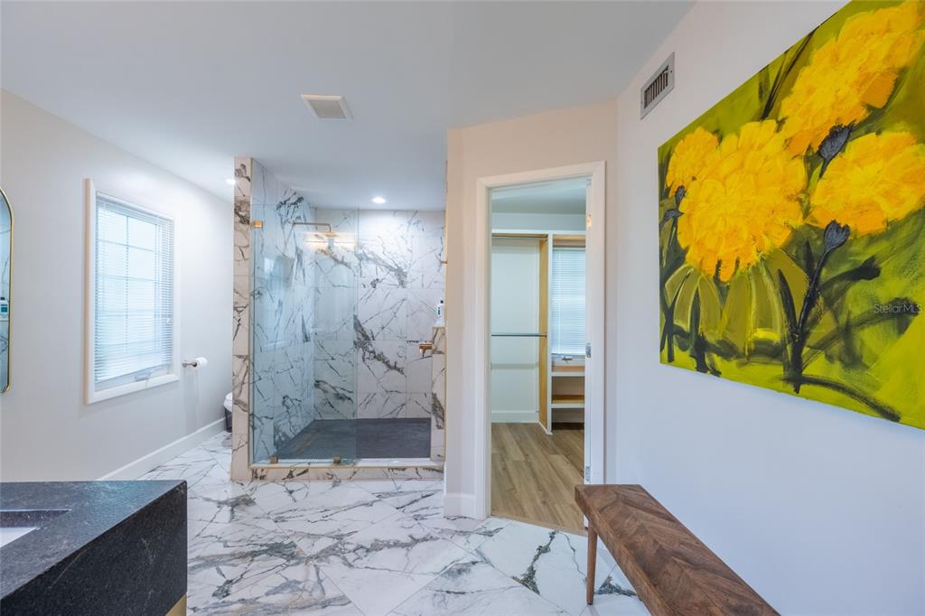 Sarasota, Florida, 34243, United States, 3 Bedrooms Bedrooms, ,4 BathroomsBathrooms,Residential,For Sale,1941793