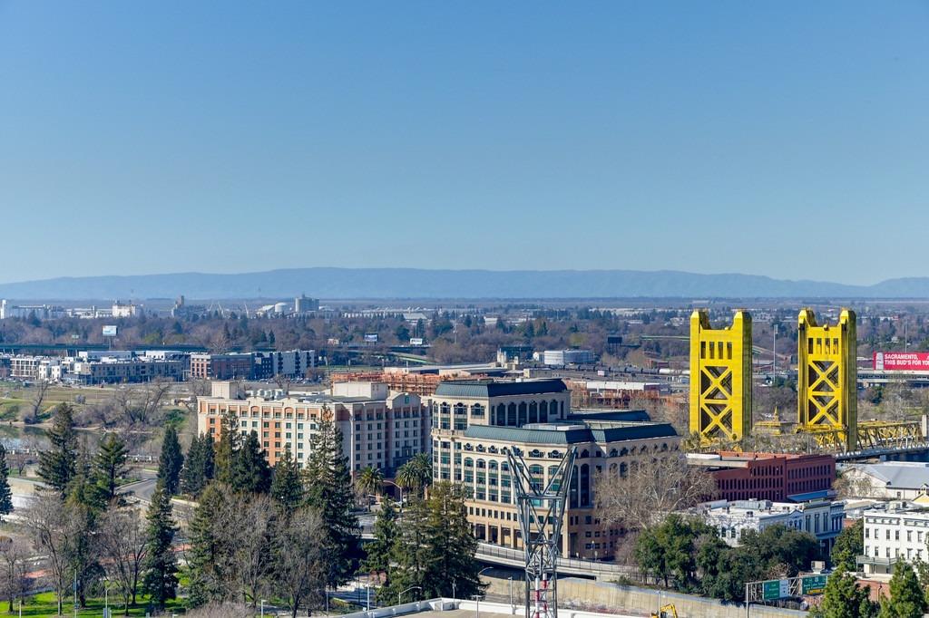 Sacramento, California, 95814, United States, 2 Bedrooms Bedrooms, ,3 BathroomsBathrooms,Residential,For Sale,1905892