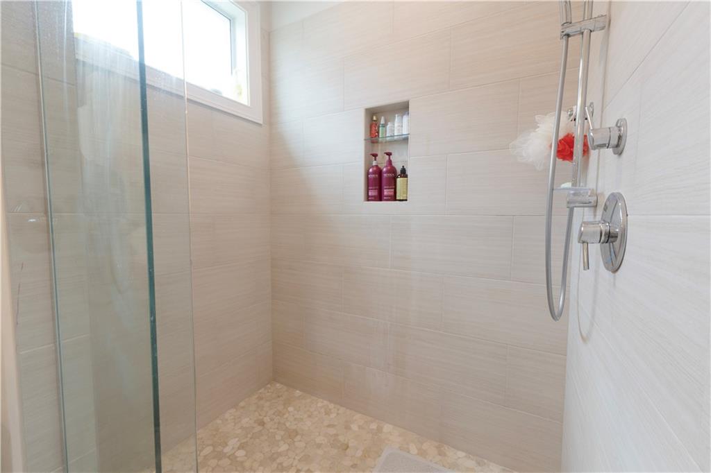 Vero Beach, Florida, 32967, United States, 3 Bedrooms Bedrooms, ,2 BathroomsBathrooms,Residential,For Sale,1987952