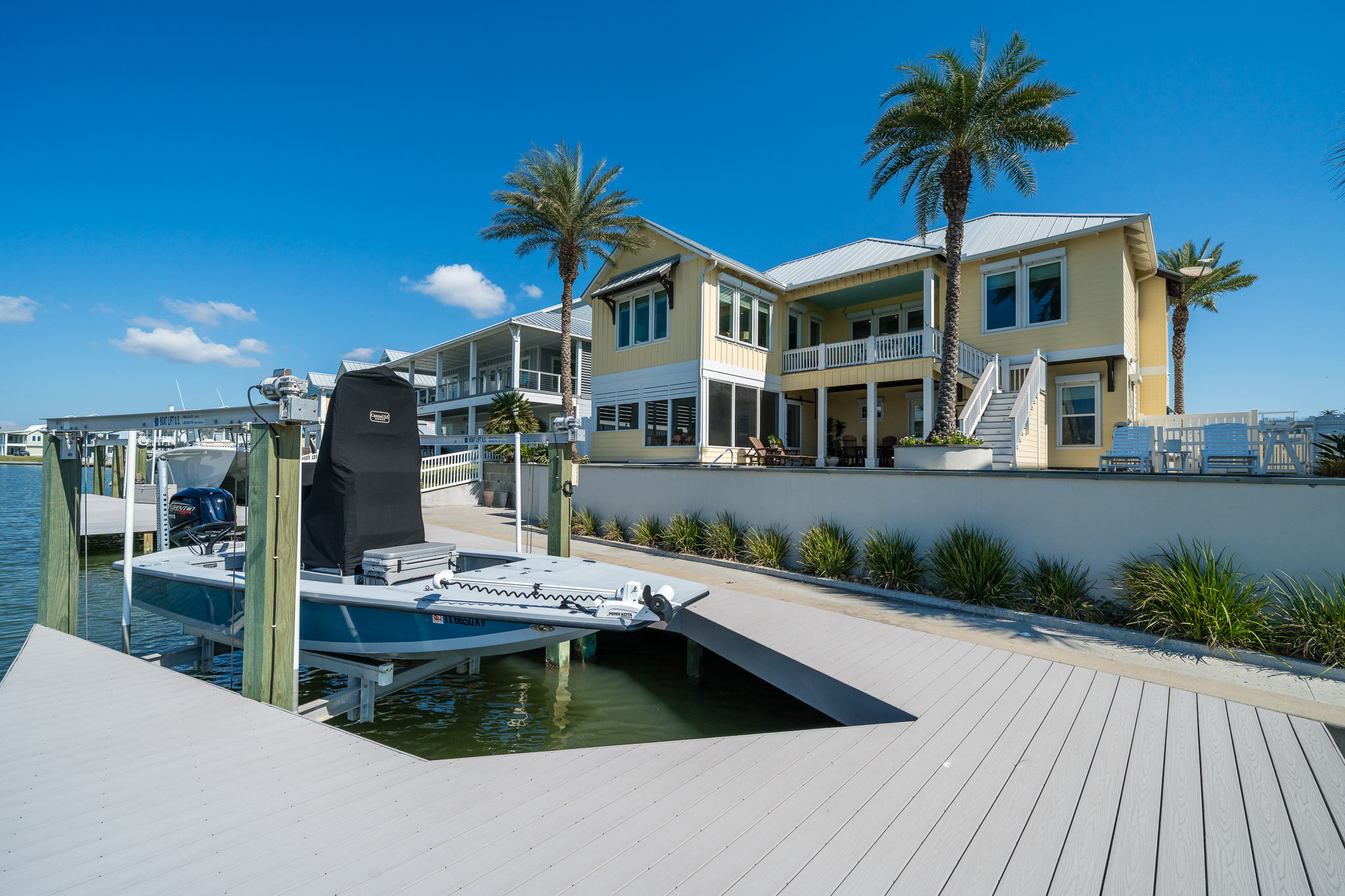 Timeless Coastal Elegance on the Water’s Edge - 物件實景