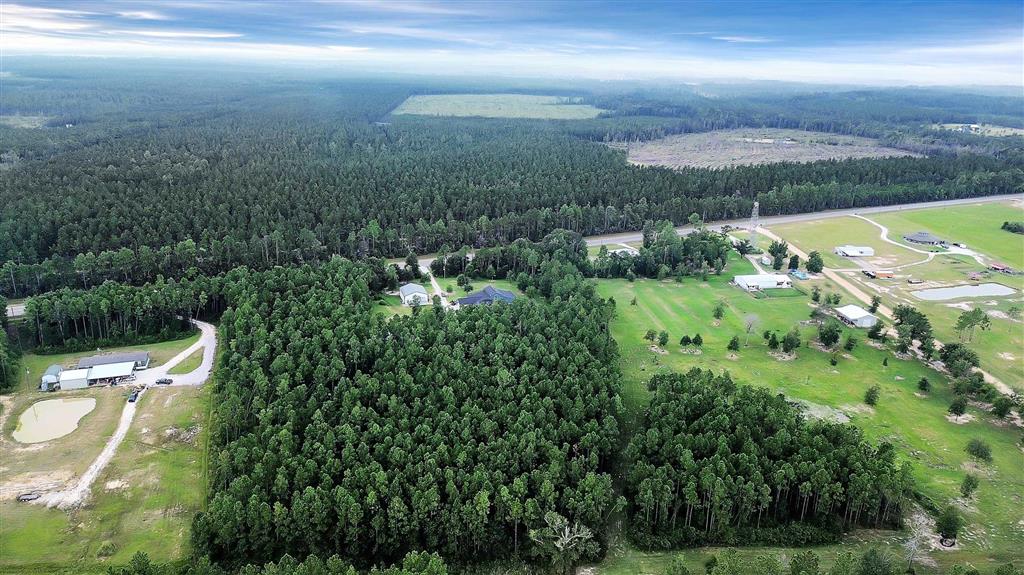 Dequincy, Louisiana, 70633, United States, 5 Bedrooms Bedrooms, ,4 BathroomsBathrooms,Residential,For Sale,1984141