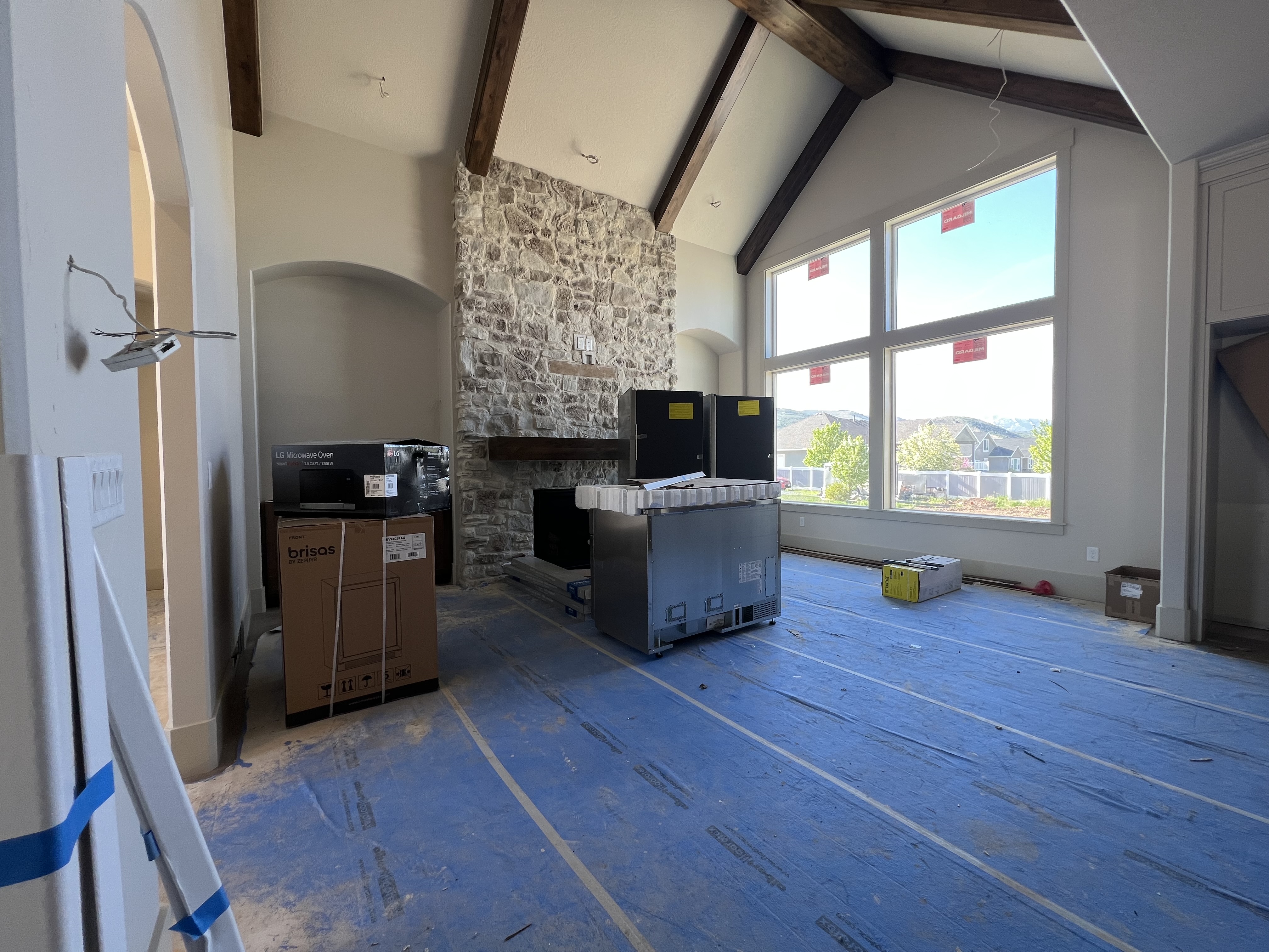 Mantua, Utah, 84324, United States, 4 Bedrooms Bedrooms, ,3 BathroomsBathrooms,Residential,For Sale,1793207