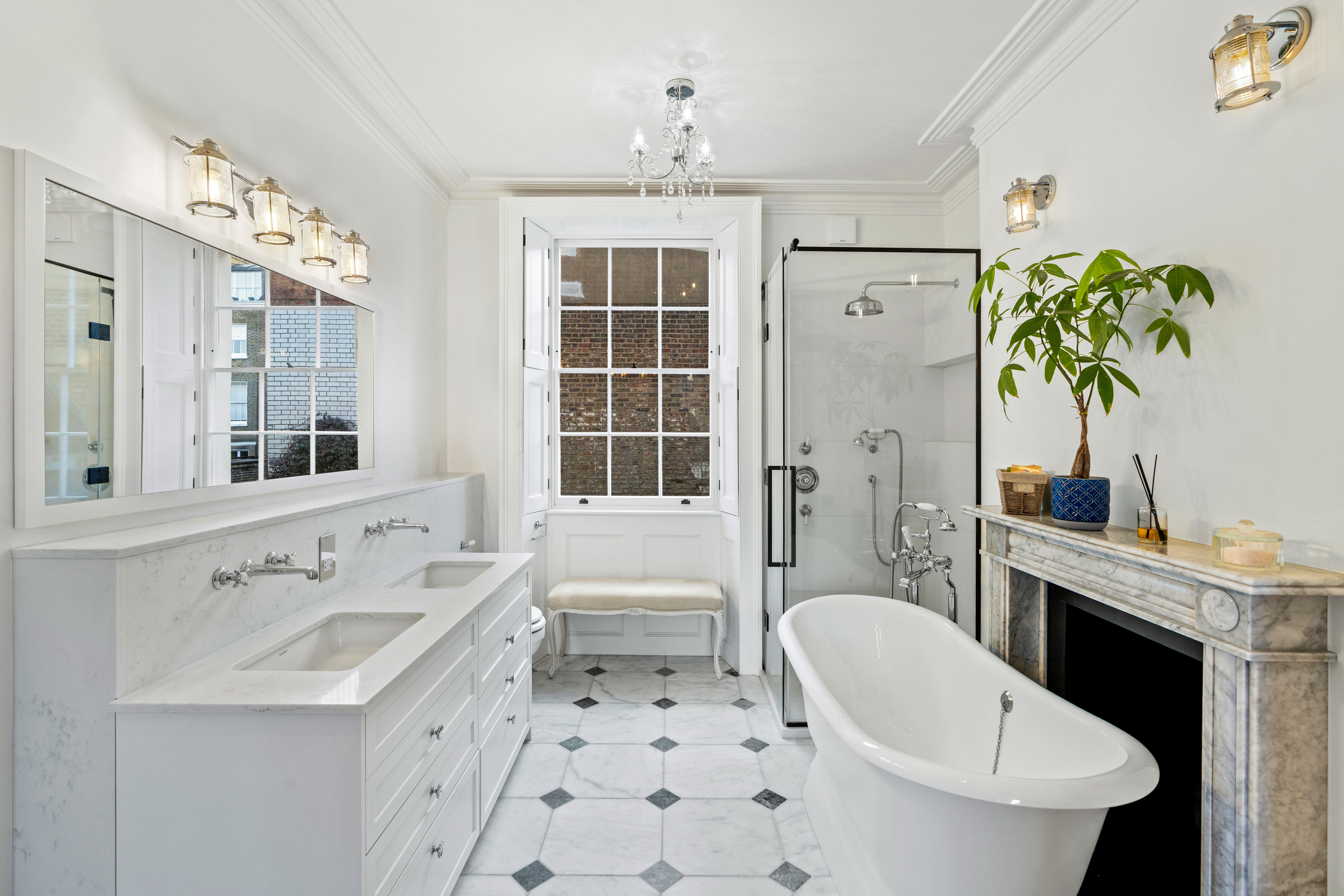  A Handsome Four-Bedroom Townhouse in Kensington - 物件實景