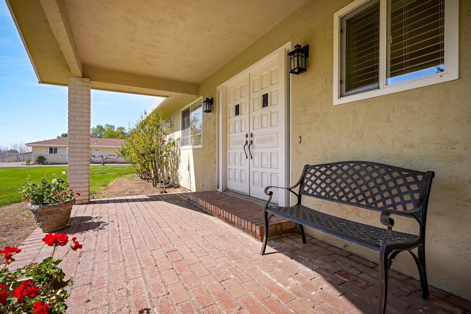 Linden, California, 952536, United States, 3 Bedrooms Bedrooms, ,2 BathroomsBathrooms,Residential,For Sale,2029919