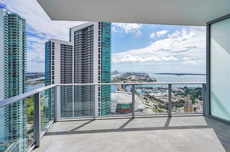 Miami, Florida, 33132, United States, 2 Bedrooms Bedrooms, ,3 BathroomsBathrooms,Residential,For Sale,1691851