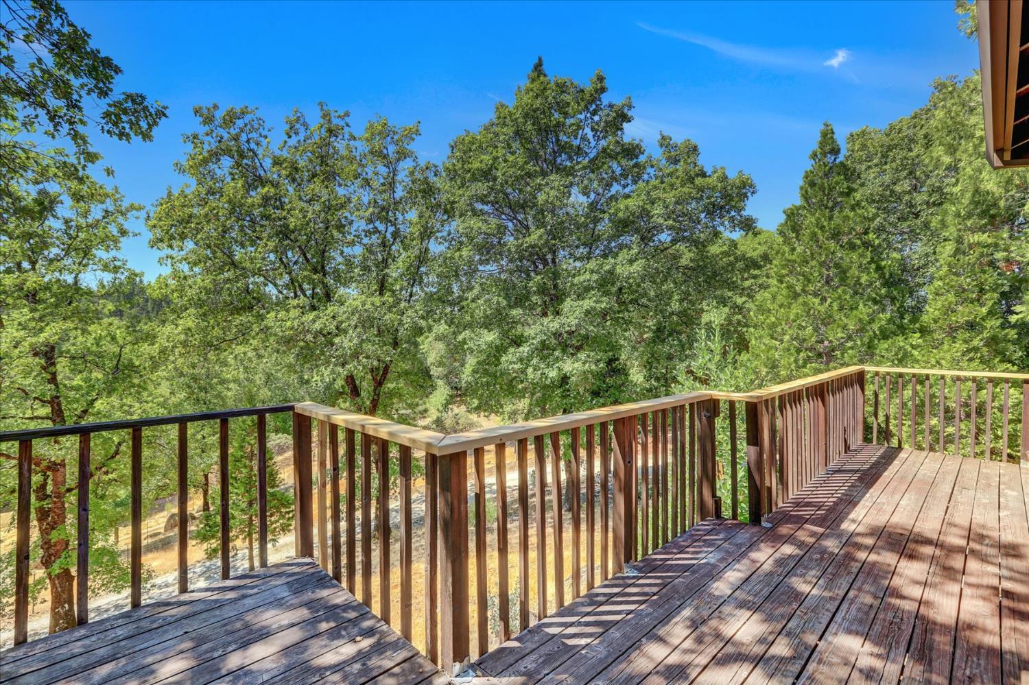 Nevada City, California, 95959, United States, 2 Bedrooms Bedrooms, ,2 BathroomsBathrooms,Residential,For Sale,1982530