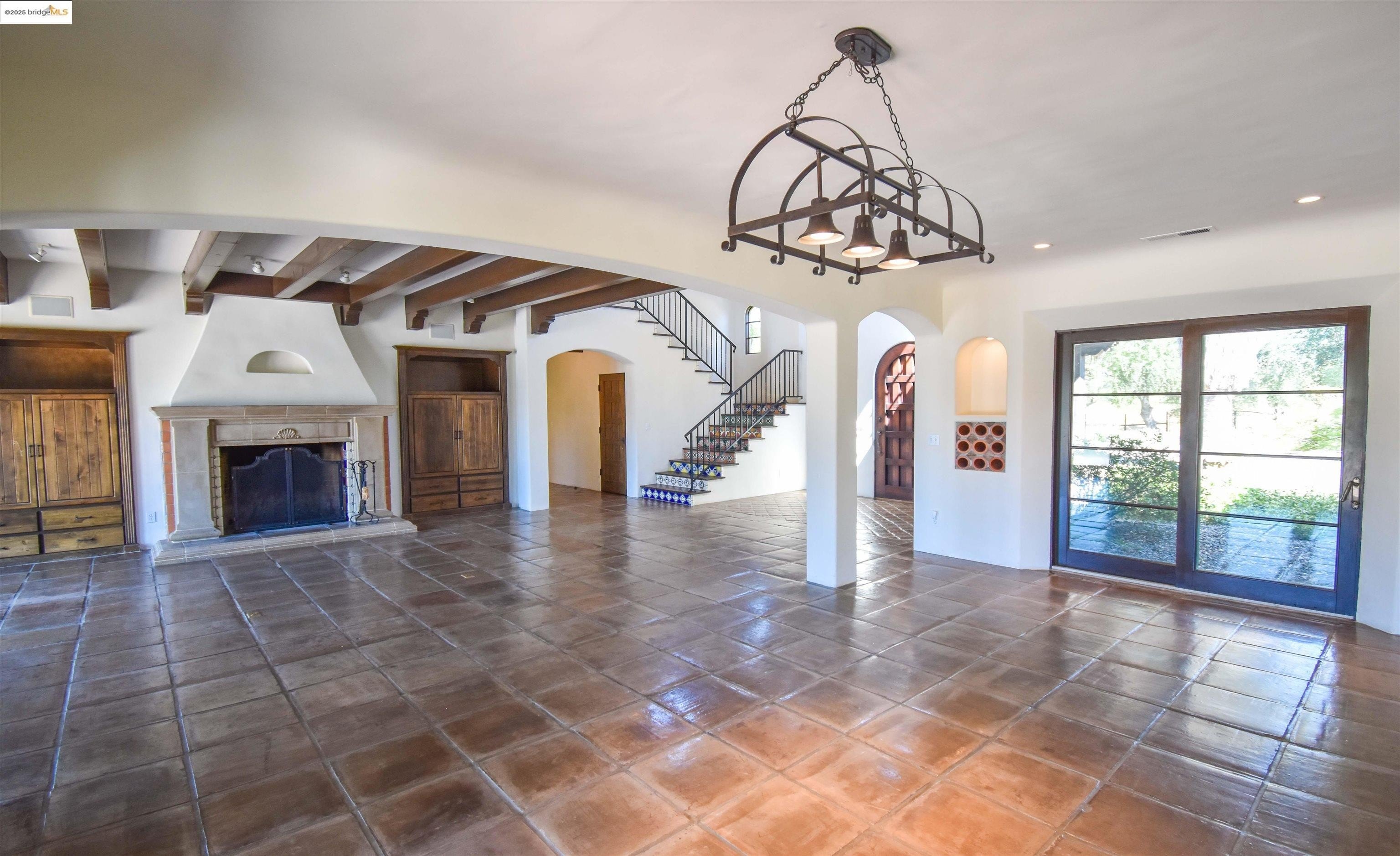 Sonora, California, 95370, United States, 4 Bedrooms Bedrooms, ,4 BathroomsBathrooms,Residential,For Sale,1846980