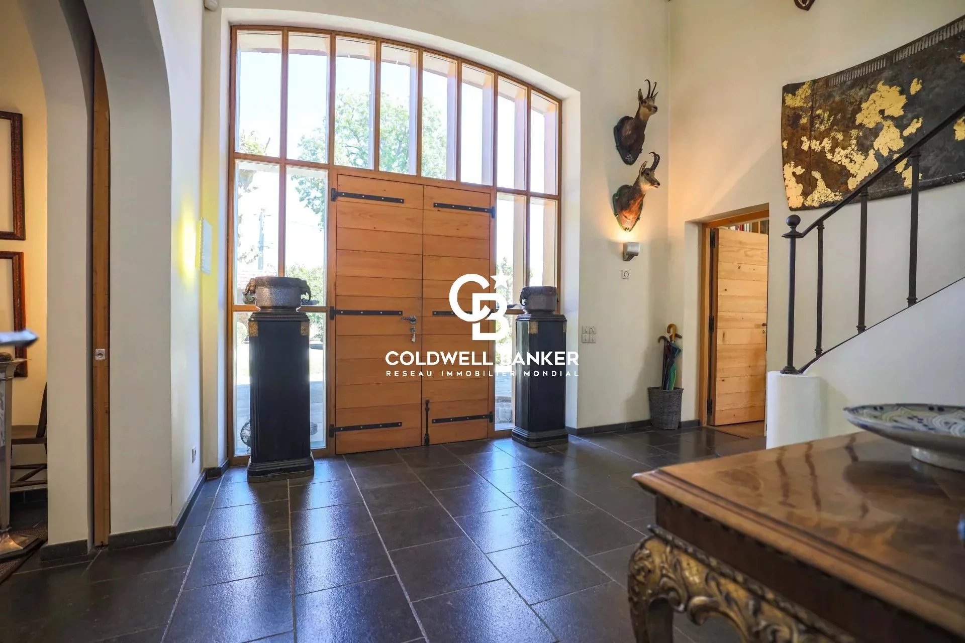 Reignier-Ésery, Auvergne-Rhône-Alpes, 74930, FR, 10 Bedrooms Bedrooms, ,6 BathroomsBathrooms,Residential,For Sale,1994611