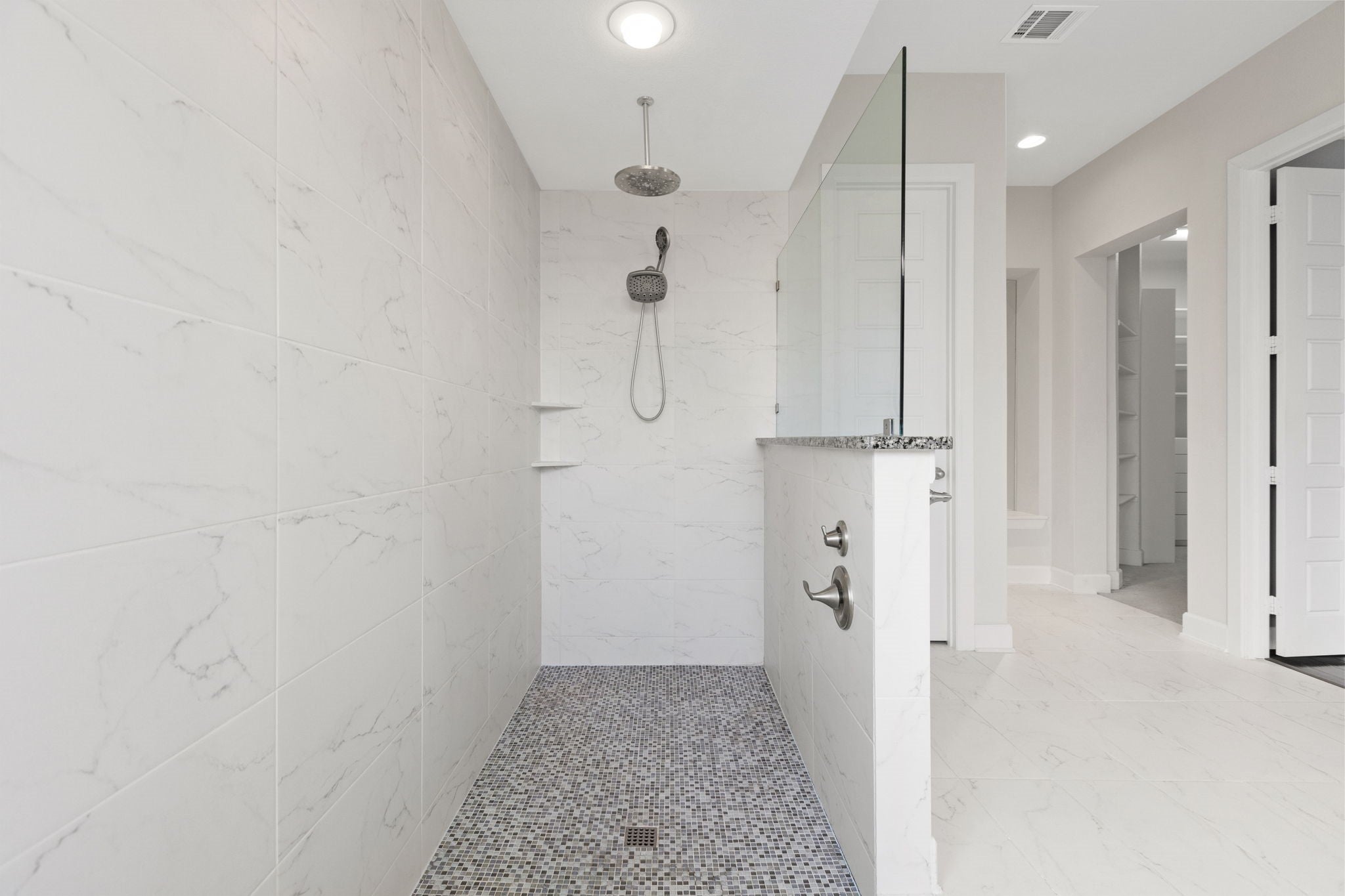 Mansfield, Texas, 76063, United States, 4 Bedrooms Bedrooms, ,4 BathroomsBathrooms,Residential,For Sale,1979956